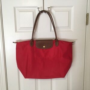 Longchamp Large Le Pliage RED shoulder tote